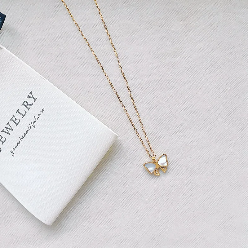Colar Natural de Fritilária Outono e Inverno Adicione elegância botânica ao seu visual. Perfeito para realçar looks com um toque sofisticado e natural. — foto 10
