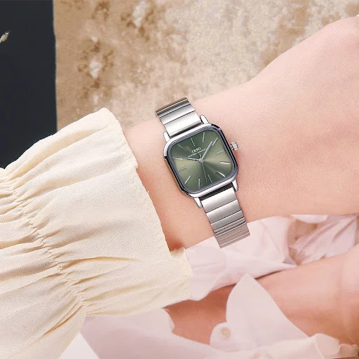 Title 4, Fashion Fine Steel Small Square Quartz Watch – ...
