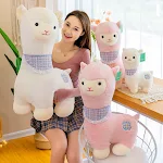 Boneca de alpaca fofa, personalidade fashion para casa. Pelúcia adorável, ideal para decoração e trazer um toque de charme ao ambiente. — foto 4