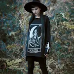 Herbst- und Winter-Gothic-Pullover mit dunklem Mond-Buchstabendruck, Rundhalsausschnitt und langem Muster — foto 15