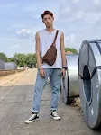 Bolsa Mensageiro Couro Masculina Estilo Casual Bolsa Peitoral Chifre Bolsa de Ombro Ideal para Lazer Conforto e Elegância no Dia a Dia — foto 4
