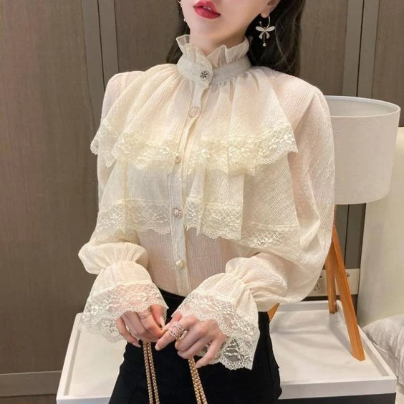 Fashion Women's Solid Color Lace Long-sleeved Shirt — photo 2
