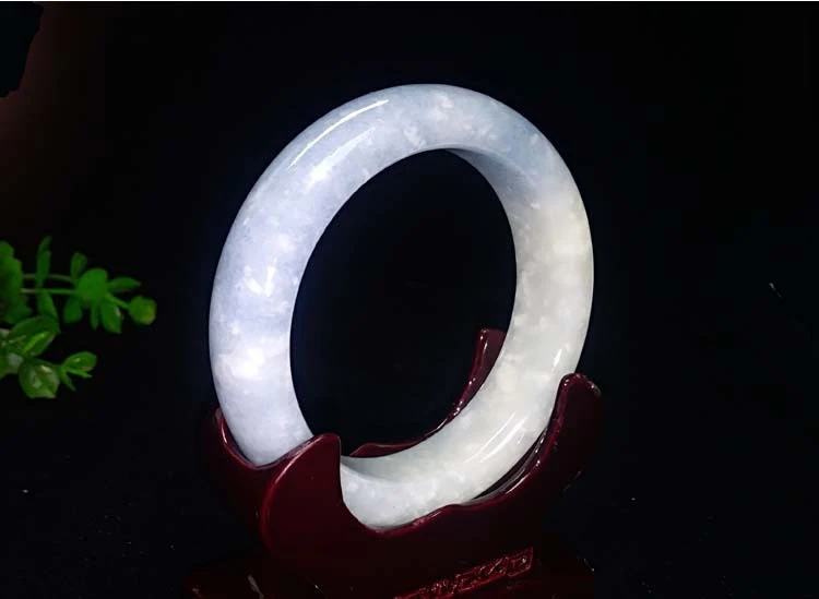 Title 5, Ladies Violet Jade Color Jade Bracelet Jade Jad...