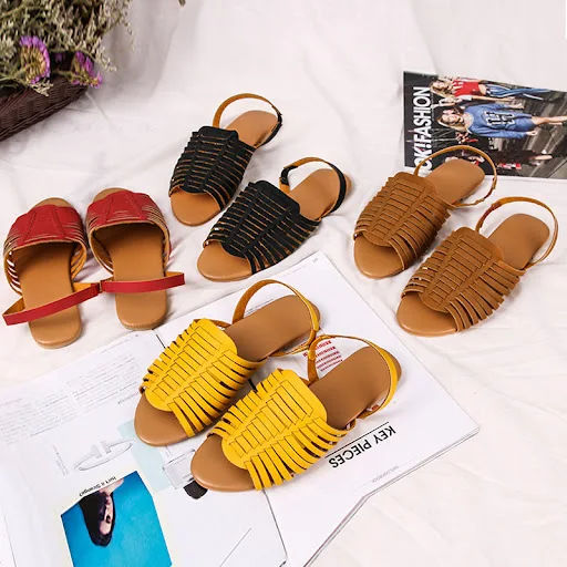 Title 9, Womens Hollow Flat Sandals Comfortable and sty...