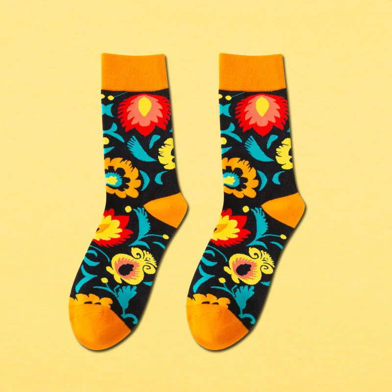 Men's mid-calf length autumn and winter casual cartoon AB foot socks. Comfortable, warm, and perfect for adding a fun to — photo 26