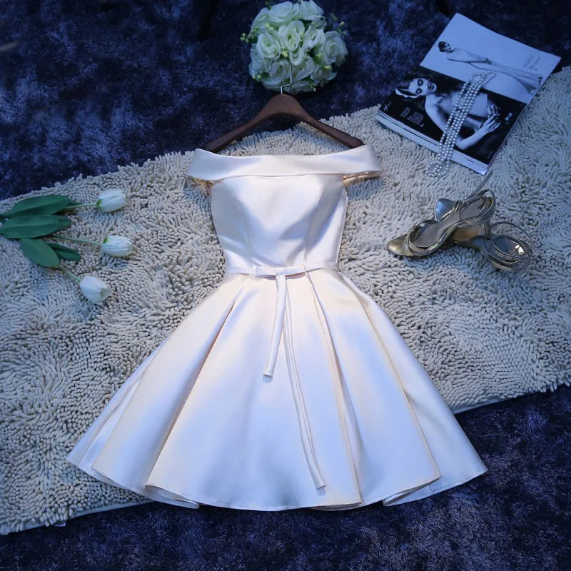 Vestido Curto Anual de Etiqueta para Madrinhas, ideal para festas, elegante e confortável, perfeito para celebrações anuais. — foto 4