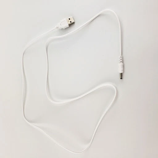 Title 3, Cabo de alimentação branco USB para DC. Carregu...