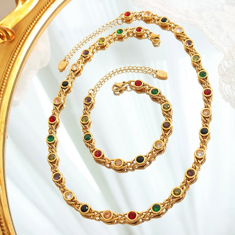 Colar com design de olho de peixe pequeno, zircônia colorida e costura. Pulseira fashion de interesse especial. Acessório estiloso e único. — foto 7