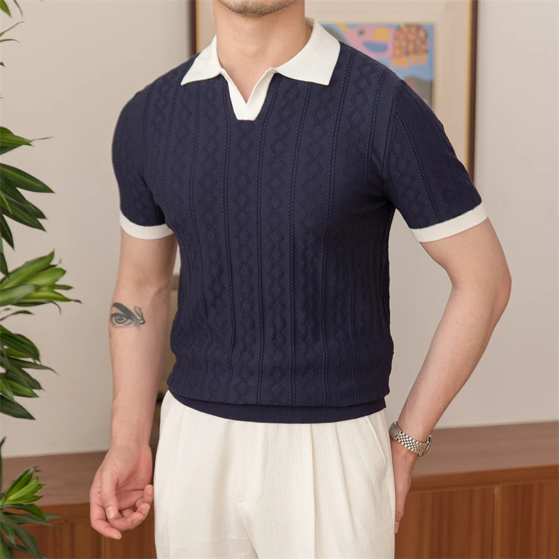 Top vintage in maglia jacquard a blocchi di colore con revers, perfetto per un look elegante e confortevole, ideale per ogni occasione. — foto 4