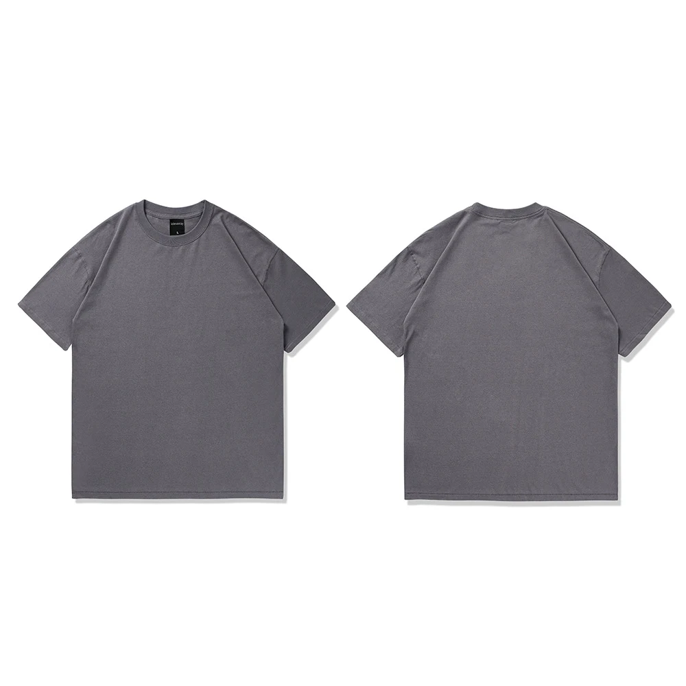 Effen BASIC Oversized Katoenen T-shirt voor Ultiem Comfort. Ervaar de casual stijl en de zachte kwaliteit van dit essentiële T-shirt, perfect voor dagelijks gebruik. — foto 11