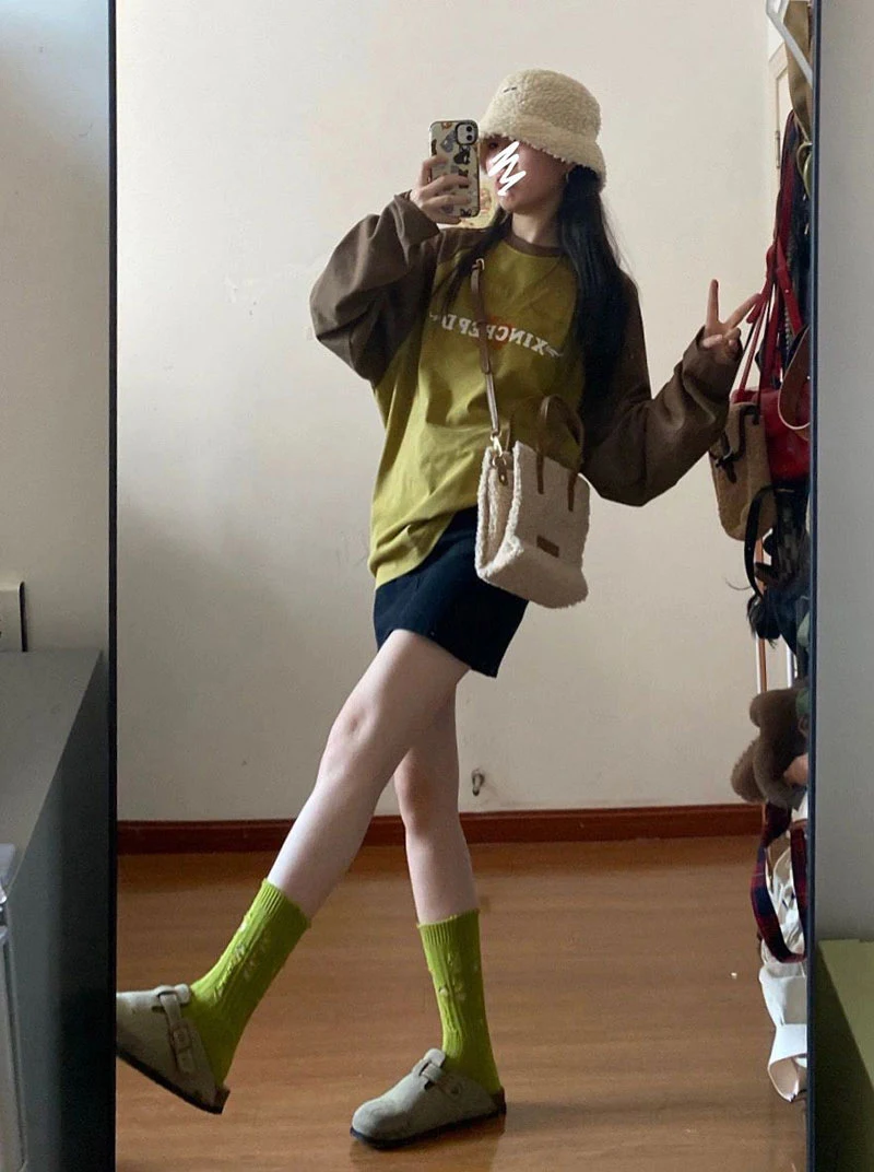 Damen Baumwoll Oberteil locker bedruckt hochwertig. Bequem, stilvoll und atmungsaktiv. Perfekt für den Alltag oder besondere Anlässe. — foto 2