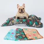 Manta para mascotas Perro Gato con diseño de confeti y hueso, suave y cálida, perfecta para el descanso y comodidad de tu mascota. — foto 18