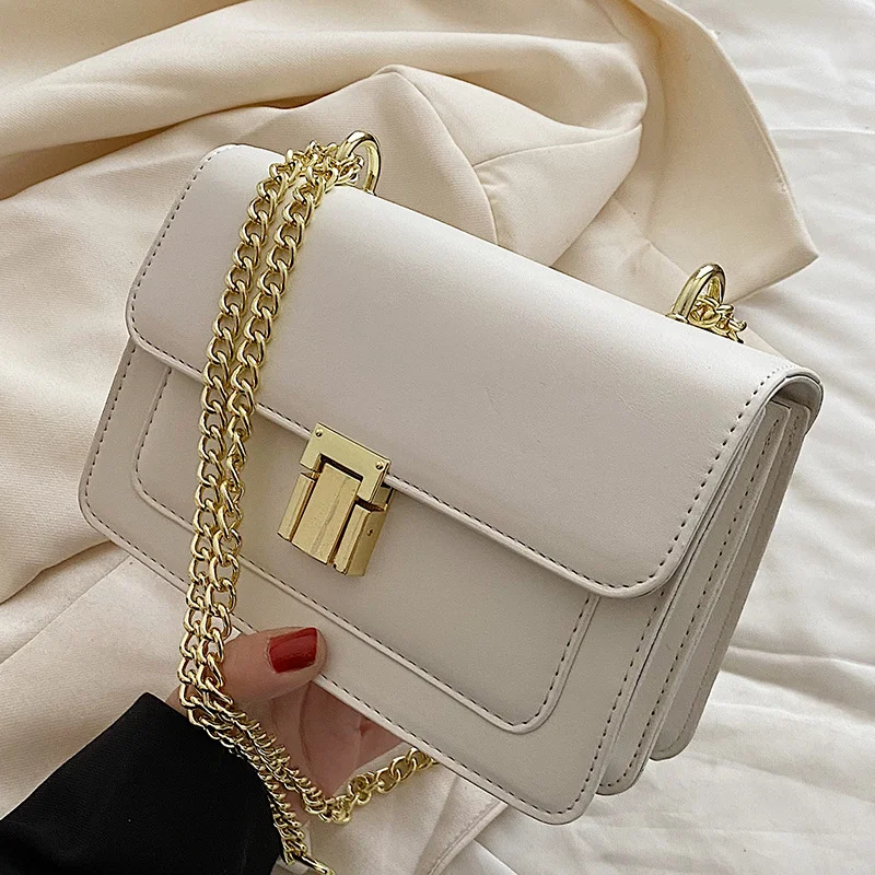 Nuova borsa a tracolla estiva con catena, perfetta per ogni occasione. Design versatile e alla moda, ideale per completare ogni outfit con stile e praticità. — foto 10