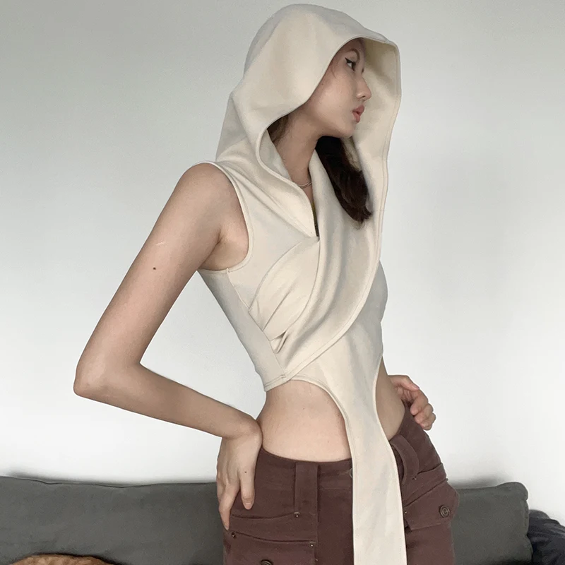 Title 2, Stylish Short Tops Go With Hot Girls