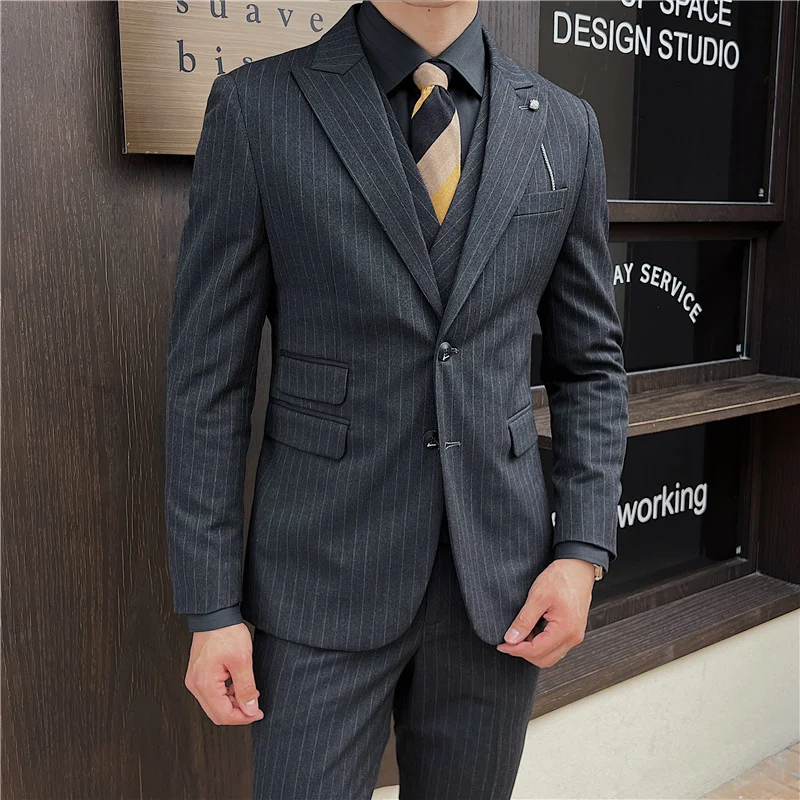 Title 4, Terno masculino britânico slim fit de três peça...