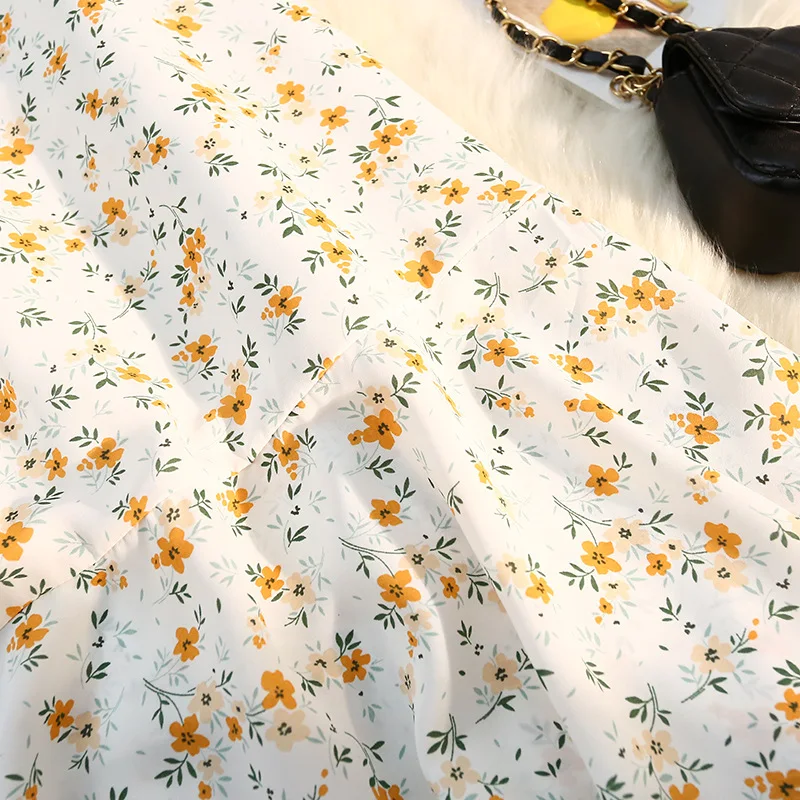 Title 10, Small Floral Skirt with Chiffon Fabric, Niche D...
