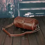 Retro fashion small leather bag. Carry your essentials in style. Compact and timeless, perfect for everyday elegance. — photo 9
