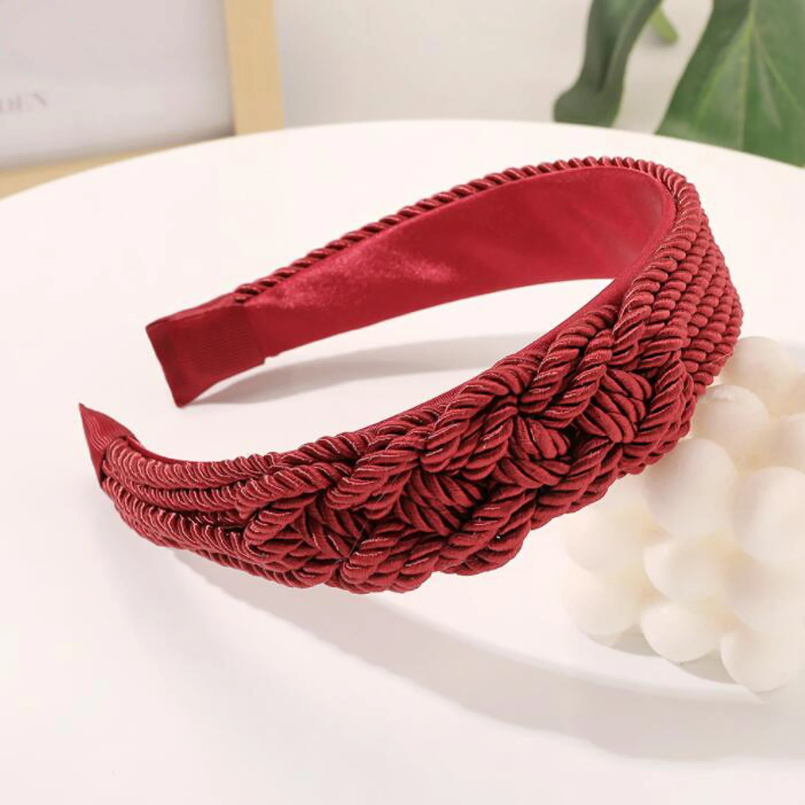 Hand-woven Retro Headband With Wide Sides To Wash Your Face — photo 7