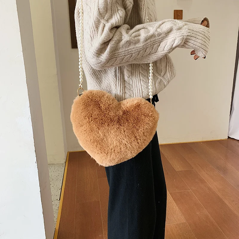 Schattige crossbody tas voor kinderen met kleine fee, parels en zachte pluche. Ideaal voor meisjes, perfect als cadeau. — foto 7