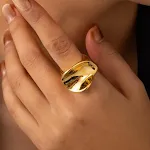 Pleated Glossy Ring