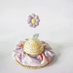 Creamy purple flowers
