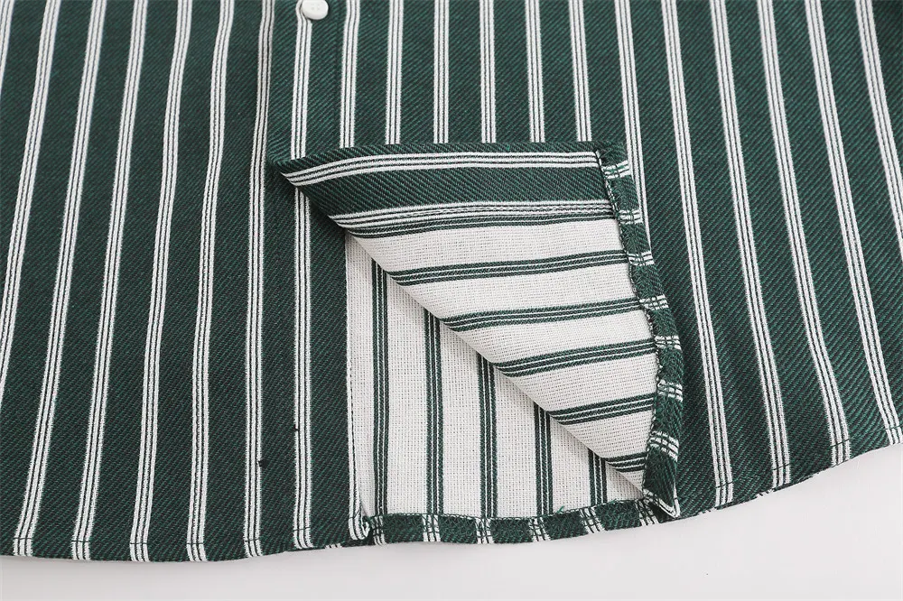 Title 3, Camicia a maniche lunghe con cuciture a righe v...