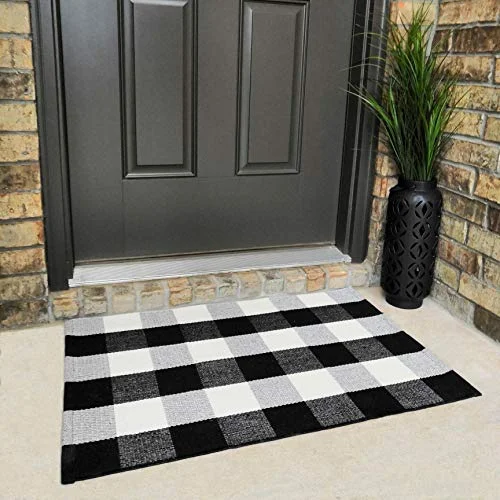 Cotton buffalo plaid rugs for your home, soft and durable. Add a rustic touch to your living room or bedroom with this c — photo 2