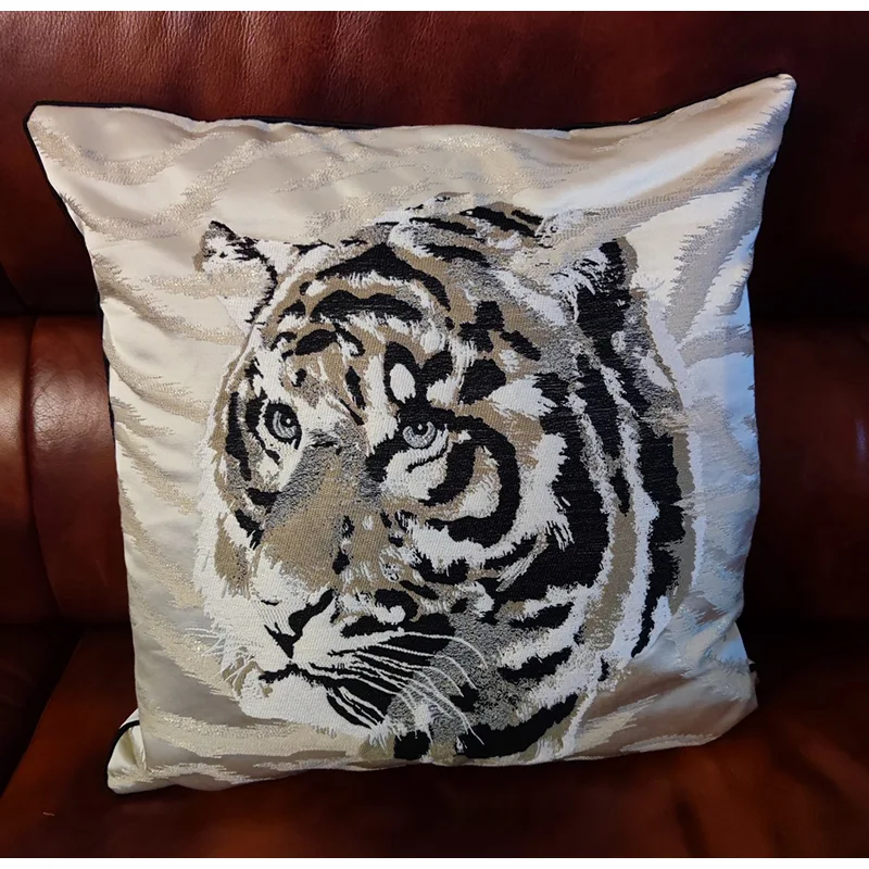 Capa de almofada para sofá de sala com padrão moderno simples de leopardo e tigre, adicione um toque selvagem e elegante à sua decoração. — foto 4