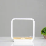 Bedside Lamp Mobile Phone Wireless Charging Desk Lamp. Illuminate your room and conveniently charge your phone at the sa — photo 2