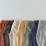 Calças Casuais Coreanas Infantis de Cor Sólida Simples Conforto e Estilo para Crianças Calças Versáteis para Uso Diário e Brincadeiras Infantis — foto 6