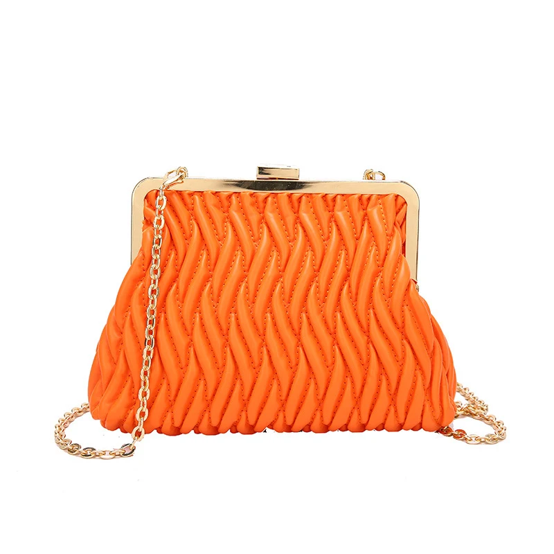 Chain Shoulder Texture Lock Pleated Handbag. Stylish and practical for any occasion. Carry your essentials with elegance — photo 6