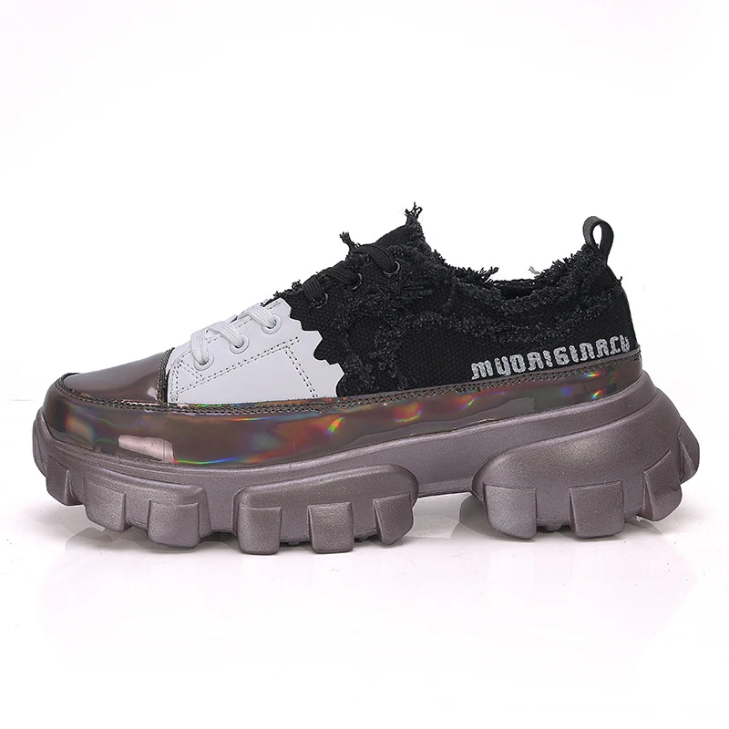 High Permeability Men's Sports Shoes Big Size. Experience superior breathability and comfort for your workouts and activ — photo 1