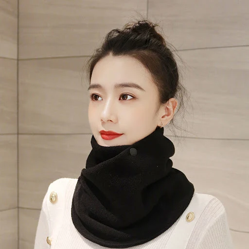 Title 7, Womens Warm Plush Scarf Ins Cute And Versatile