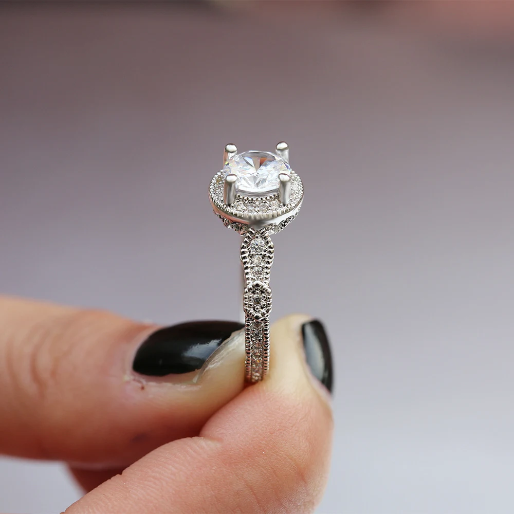 Anel de zirconita com coração e flecha, moda simples para mulheres. Anel de viagem comemorativo da Europa e América. Jóia para mão feminina. — foto 1