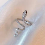 Anel Ajustável Feminino Escuro Temperamento Neutro Abertura Design Moderno Joia Elegante para Mulheres Conforto e Estilo — foto 1