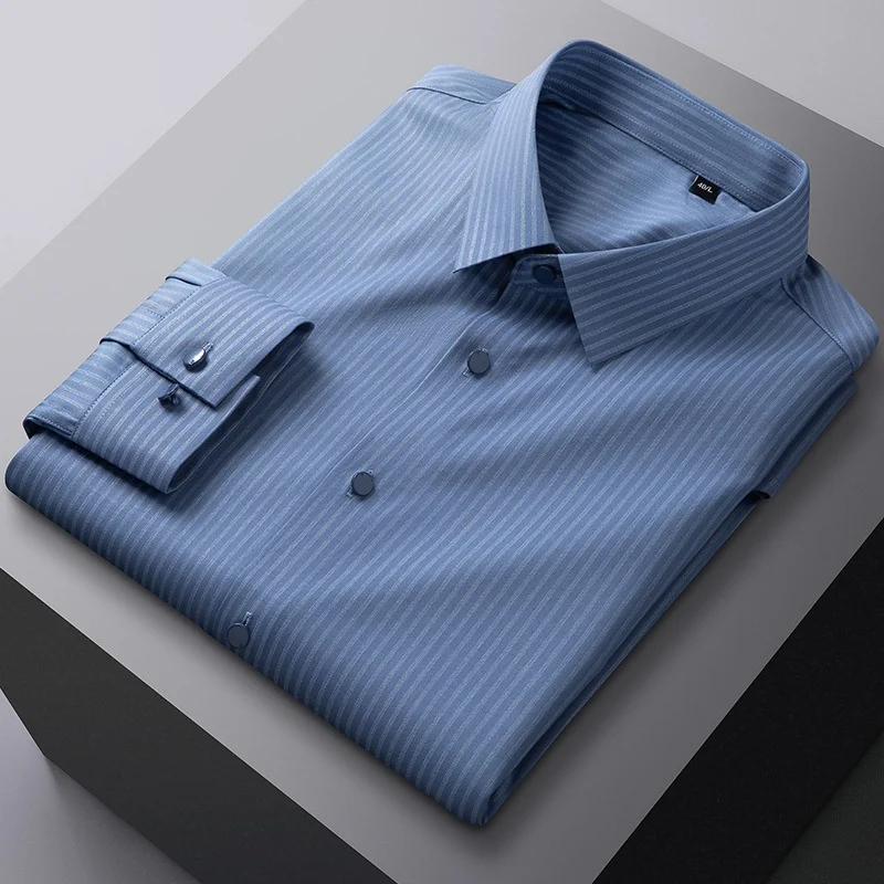Bamboo Fiber Seamless Light Luxury Men's Striped Long Sleeve Shirt. Experience ultimate comfort, style, and breathabilit — photo 1