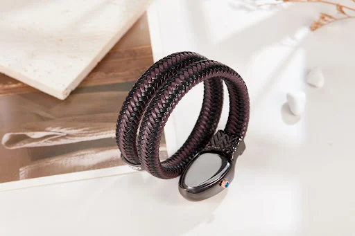 Title 7, Snake Watch Fashion Quartz Watch Diamond Leathe...