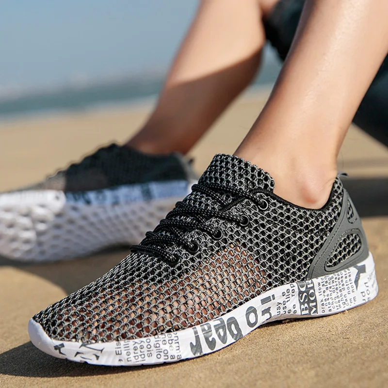 Title 11, Mens Outer Hole Beach Wading Shoes