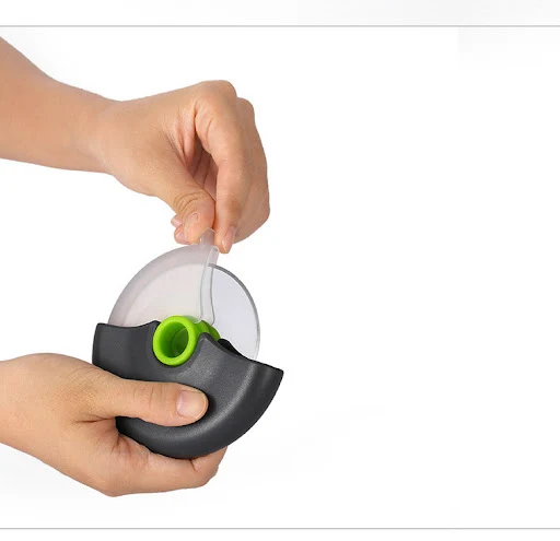 Title 2, Round Roller Pizza Cutter with Protective Cover...