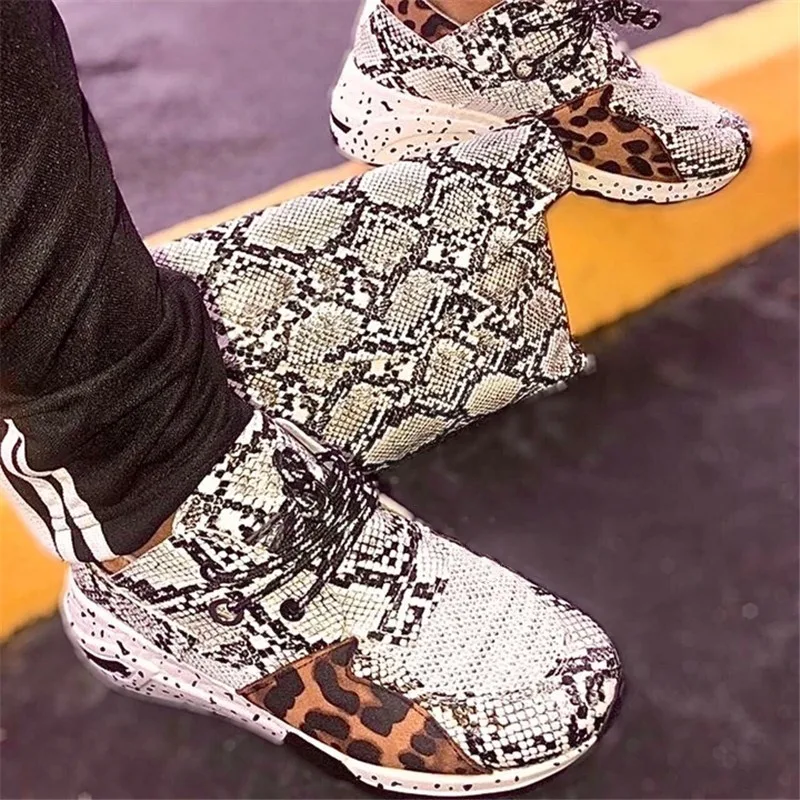 Large Size Sports Casual Shoes with Snakeskin Leopard Print, Round Toe Sneakers, Comfortable and Stylish for Everyday We — photo 4