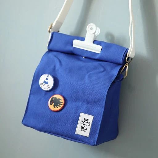 Title 7, Bolsa de mão casual japonesa vintage azul Klein...