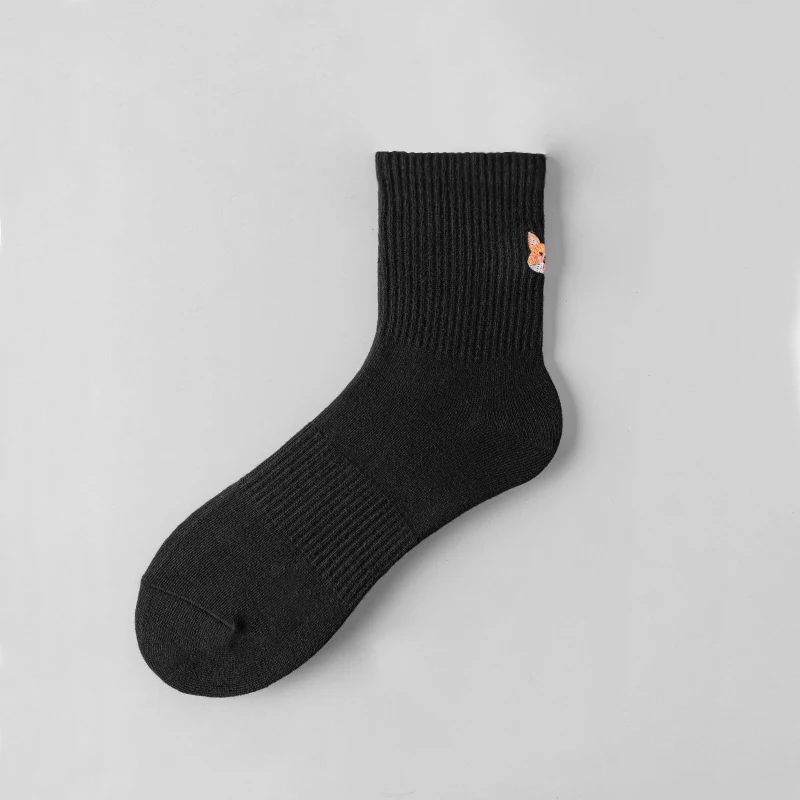 Title 4, Češljane pamučne minimalističke tanke muške čarape