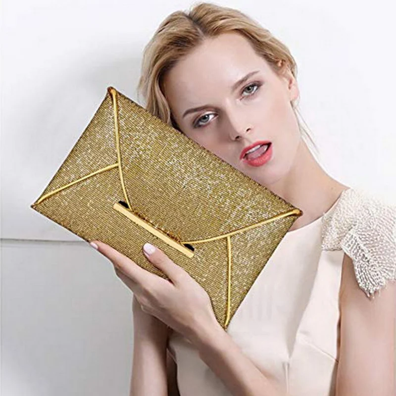 Clutch com glitter e paetês, ideal para adicionar brilho ao seu look. Perfeita para festas, eventos noturnos e ocasiões especiais. — foto 6