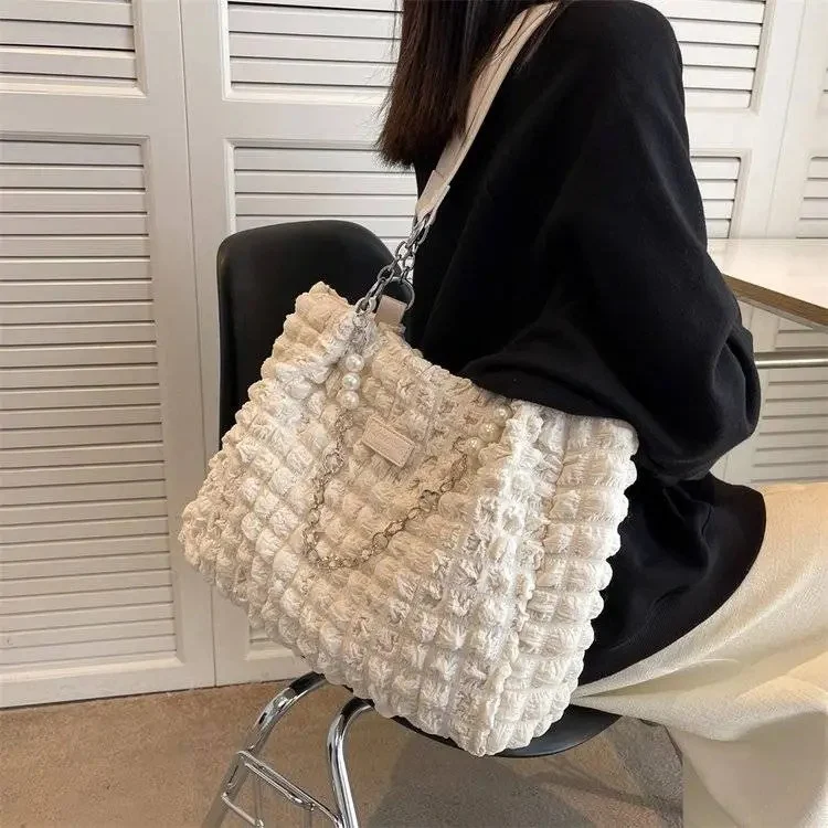 Women's Fashion Waterproof Bubble Tote Bag – Carry your essentials in style and keep them safe from the elements. Perfec — photo 4