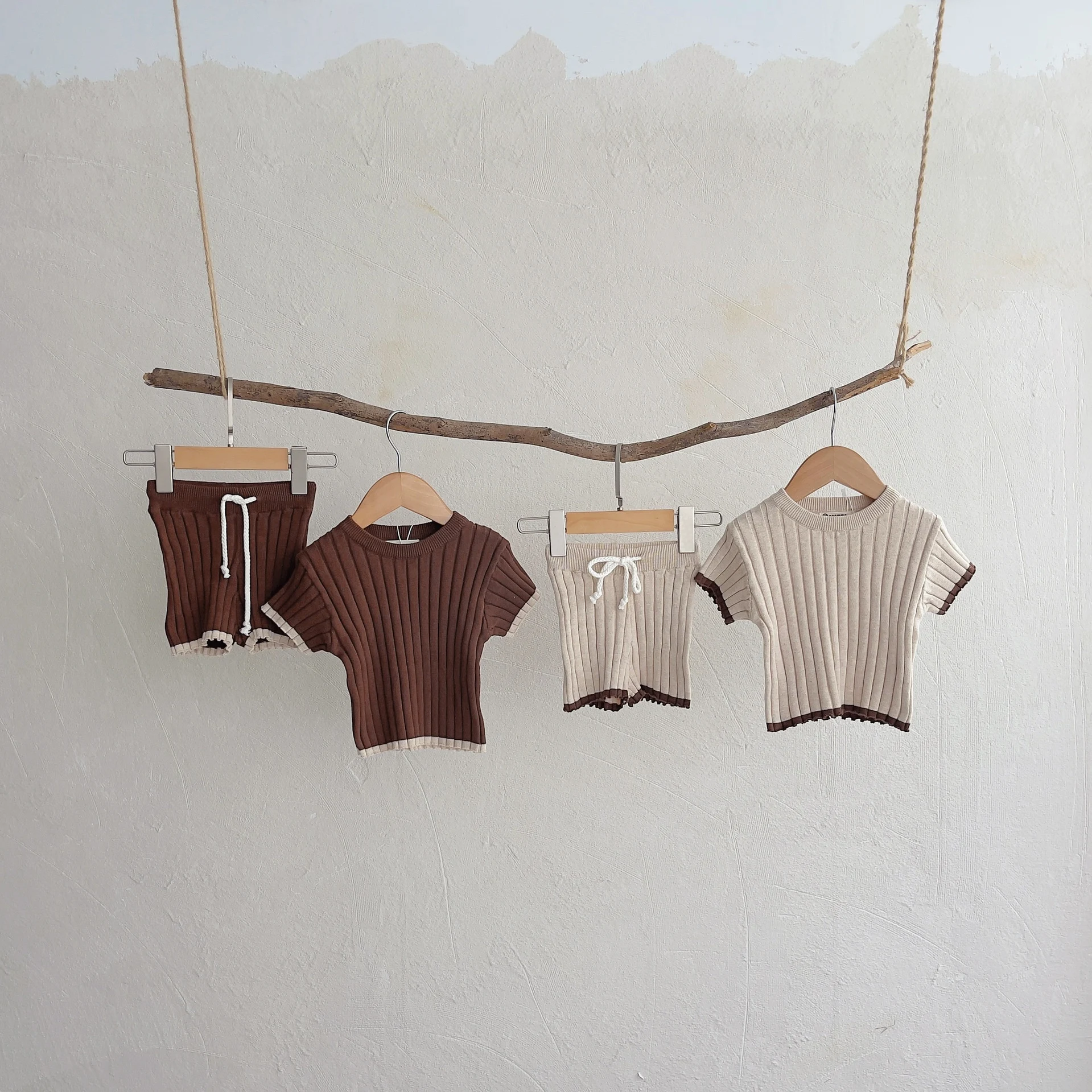 Title 26, Casual Sweater Shorts Set met Contrastkleurige ...