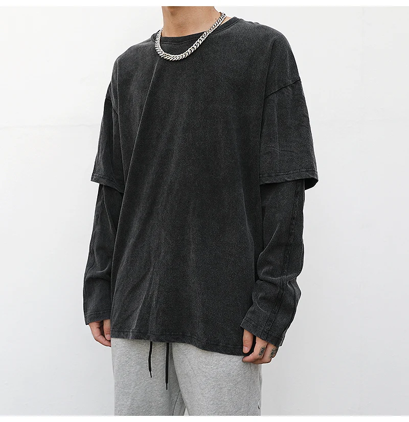 Camiseta manga longa em camadas para mulheres. Perfeita para sobreposições estilosas, ideal para looks versáteis e confortáveis. Use no dia a dia. — foto 1