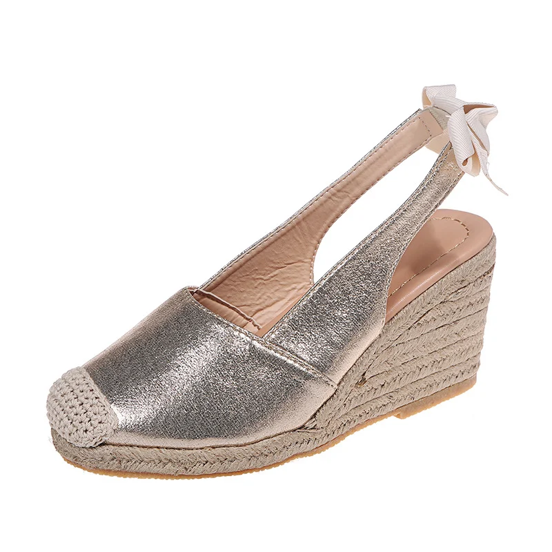 Schlangenmuster Damen Sandalen mit Zehenkappe, stilvoll und bequem. Modischer Look für jeden Tag oder besondere Anlässe, ein echter Hingucker. — foto 3