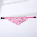 Adjustable Pet Collar with Triangle Print Saliva Towel Keeps Your Pet Clean Stylish and Comfortable for Dogs and Cats — photo 6
