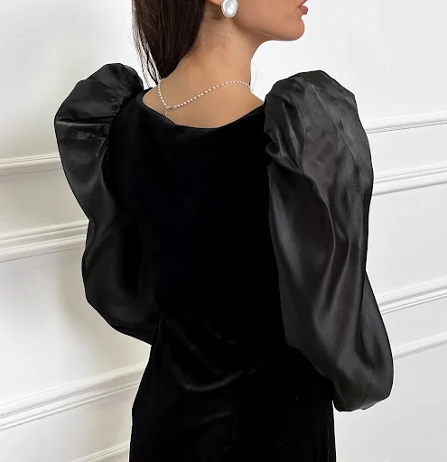 Title 4, Square Collar Puff Sleeve Knitted Velvet Straig...