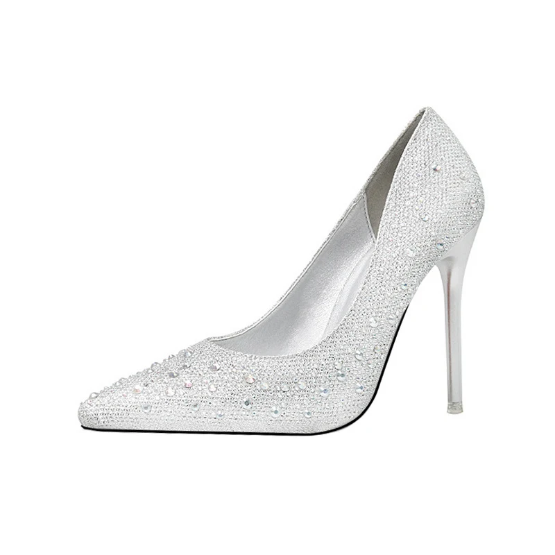 Sweet and delicate elegant stiletto heels. Perfect for a sophisticated look, providing comfort and timeless style. Shop — photo 2